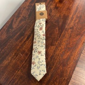 Frank and buck tie. Never worn!